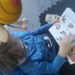 Doskonałą techniką wspierającą rozwijanie kompetencji komunikacyjnych dziecka może być czytanie uczestniczące. 